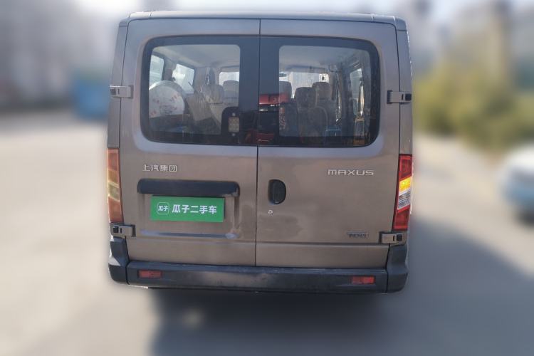 Used SAIC MAXUS Xintu V80 2014 2.5T Aoyuntong Short Wheelbase Low Roof Rear
