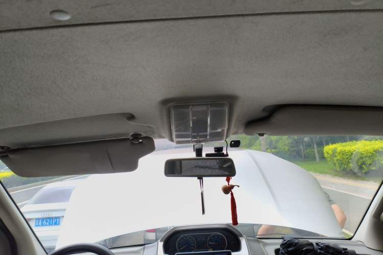 Used SAIC MAXUS Xintu V80 2014 2.5T Aoyuntong Short Wheelbase Low Roof Headliner