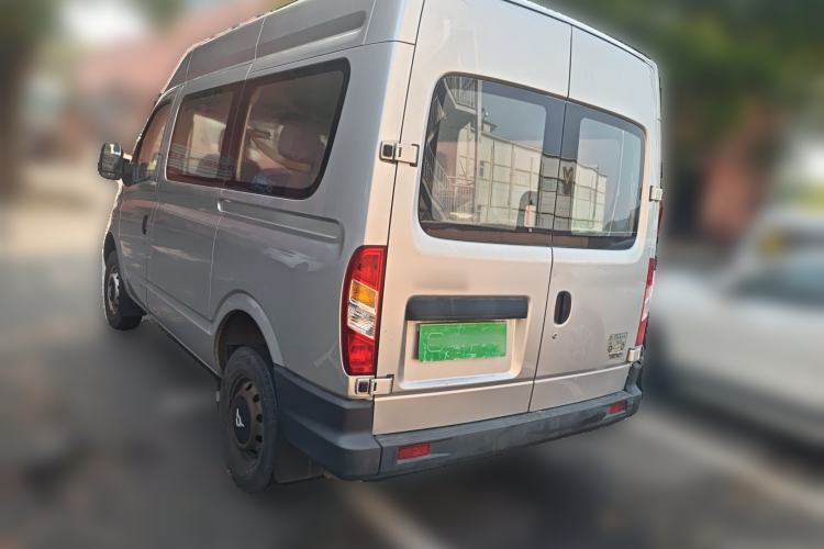 Used SAIC MAXUS Xintu V80 2014 2.5T Aotuntong Short Wheelbase Mid-Roof Model Rear Left 45 Deg