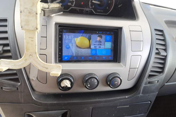 Used SAIC MAXUS Xintu V80  Audio And AC Panel