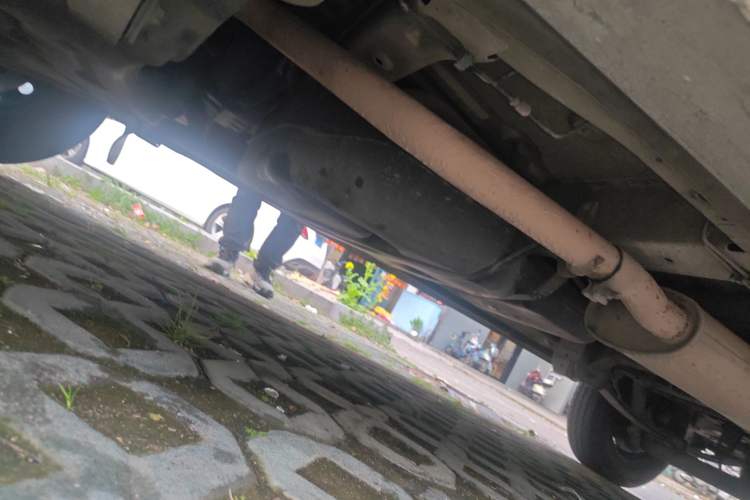 Used SAIC MAXUS Xintu V80 2014 2.5T Aotuntong Short Wheelbase Mid-Roof Model Chassis Front Left