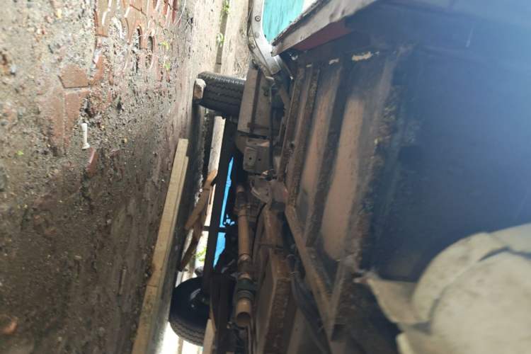 Used SAIC MAXUS Xintu V80  Chassis Front Right