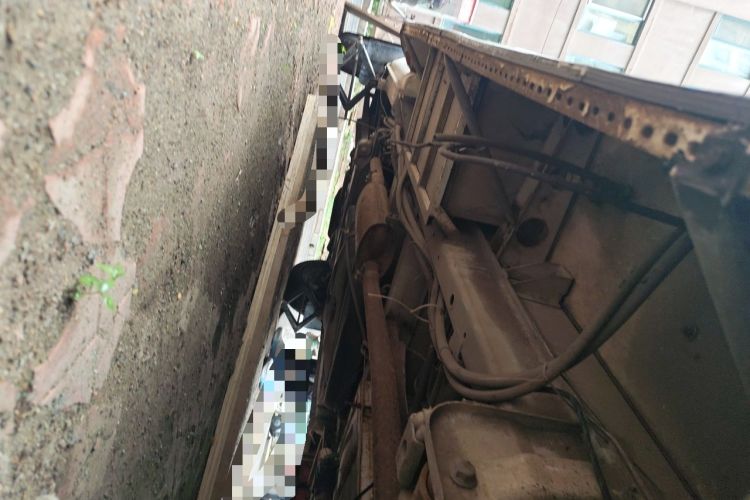 Used SAIC MAXUS Xintu V80  Chassis Rear Left