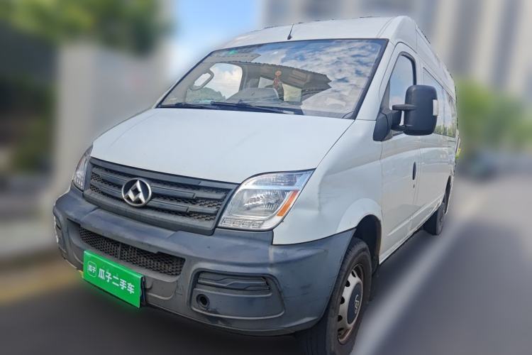 Used SAIC MAXUS Xintu V80 2014 2.5T Aotuntong Long Wheelbase Mid-Roof Model Guazi used car, China used car export, Used car for sale, Used  cars, Cheapest cars for sale