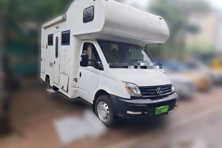 Used SAIC MAXUS Xintu V80  Front Right 45 Deg