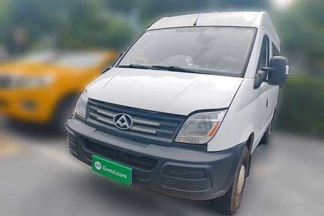Used SAIC MAXUS Xintu V80 2014 2.5T Aotuntong Short Wheelbase Mid-Roof Model