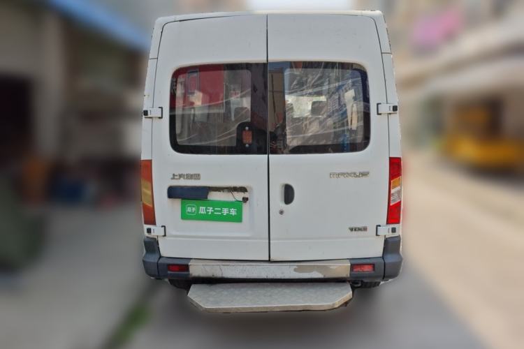Used SAIC MAXUS Xintu V80 2014 2.5T Aotuntong Short Wheelbase Mid-Roof Model Rear