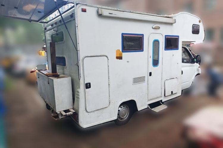 Used SAIC MAXUS Xintu V80  Rear Right 45 Deg