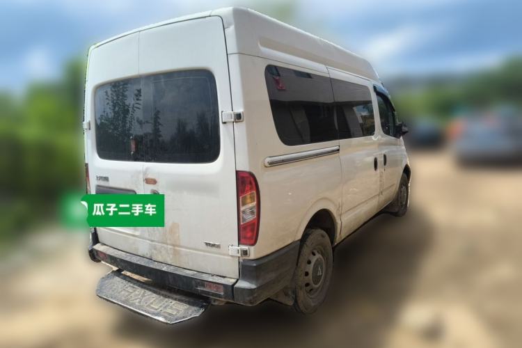 Used SAIC MAXUS Xintu V80 2014 2.5T Aotuntong Short Wheelbase Mid-Roof Model Rear Right 45 Deg