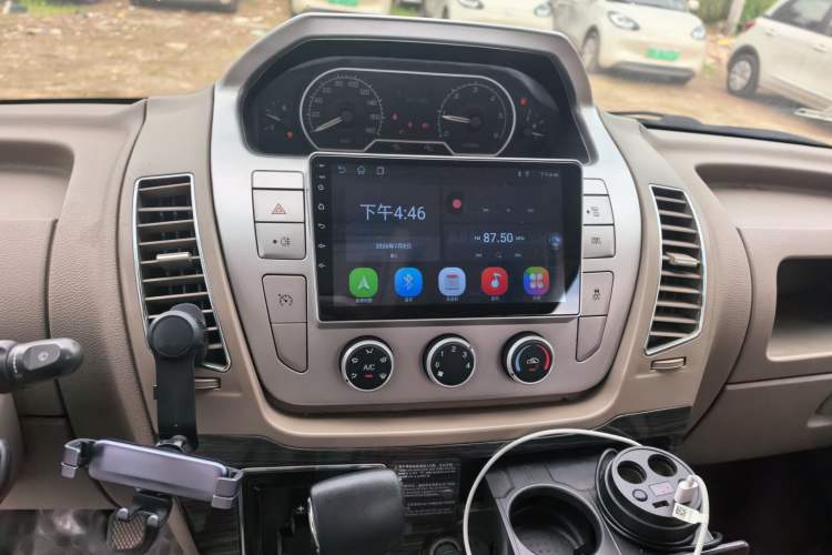 Used SAIC MAXUS Xintu V80  Audio And AC Panel