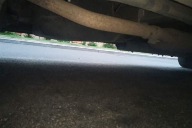 Used SAIC MAXUS Xintu V80  Chassis Front Left