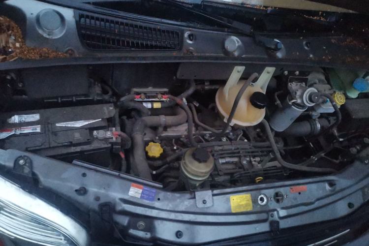 Used SAIC MAXUS Xintu V80  Engine Bay