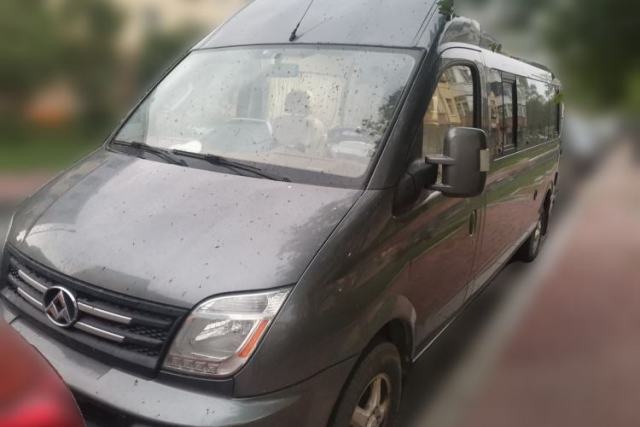 Used SAIC MAXUS Xintu V80 2.5T automatic, diesel, 4 seats, Maxus V80