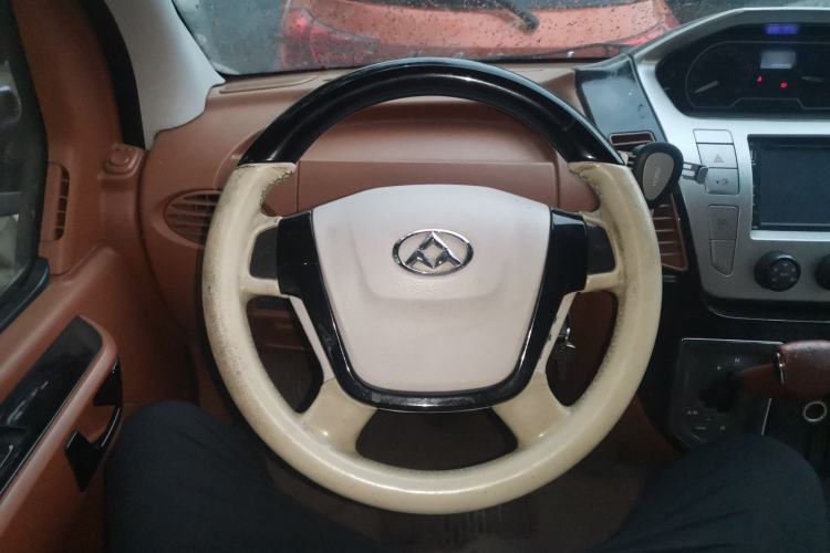 Used SAIC MAXUS Xintu V80  Steering Wheel