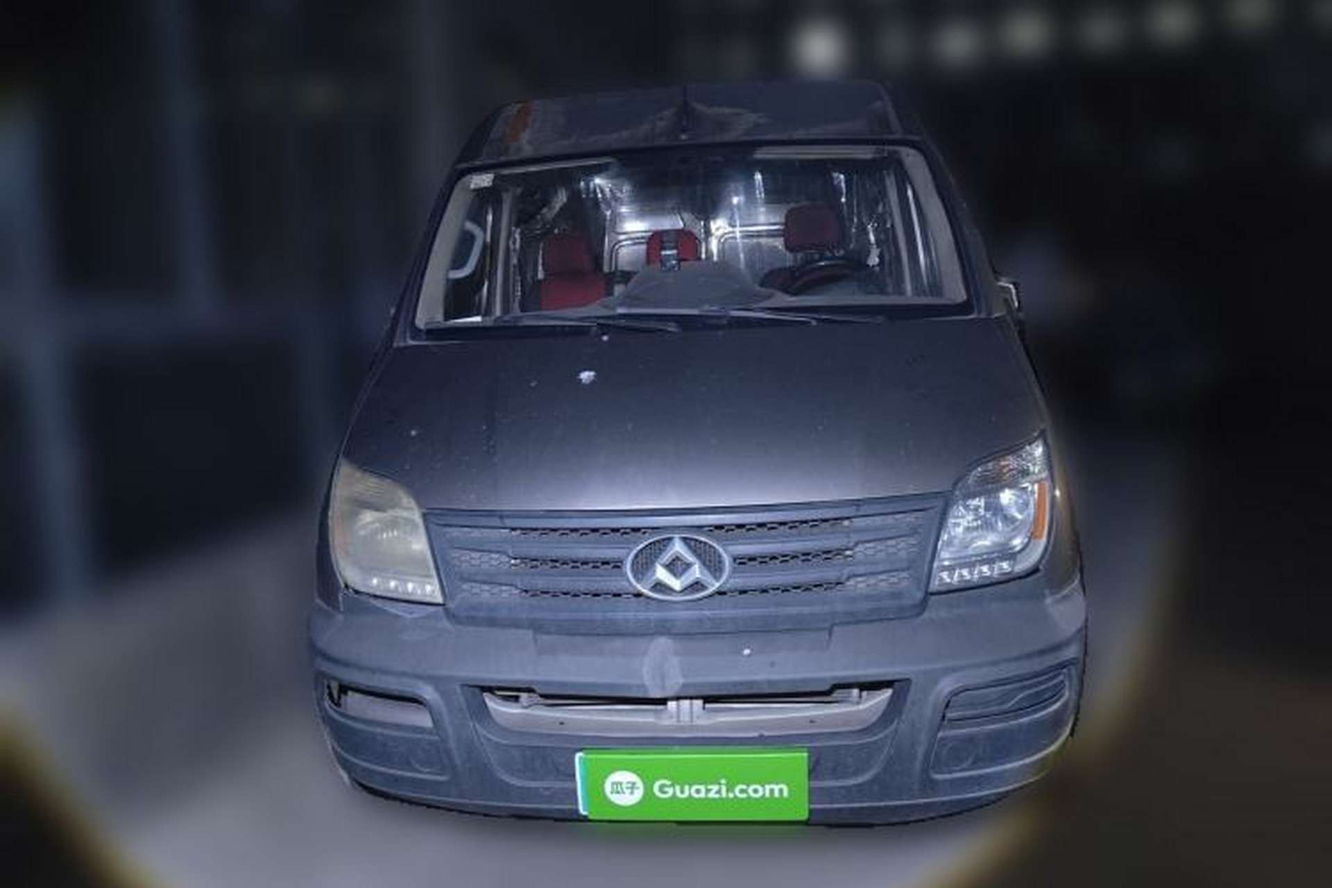 Used SAIC MAXUS Xintu V80 2015 2.5T Manual Aoyuntong Version Short Wheelbase Mid-Roof Front
