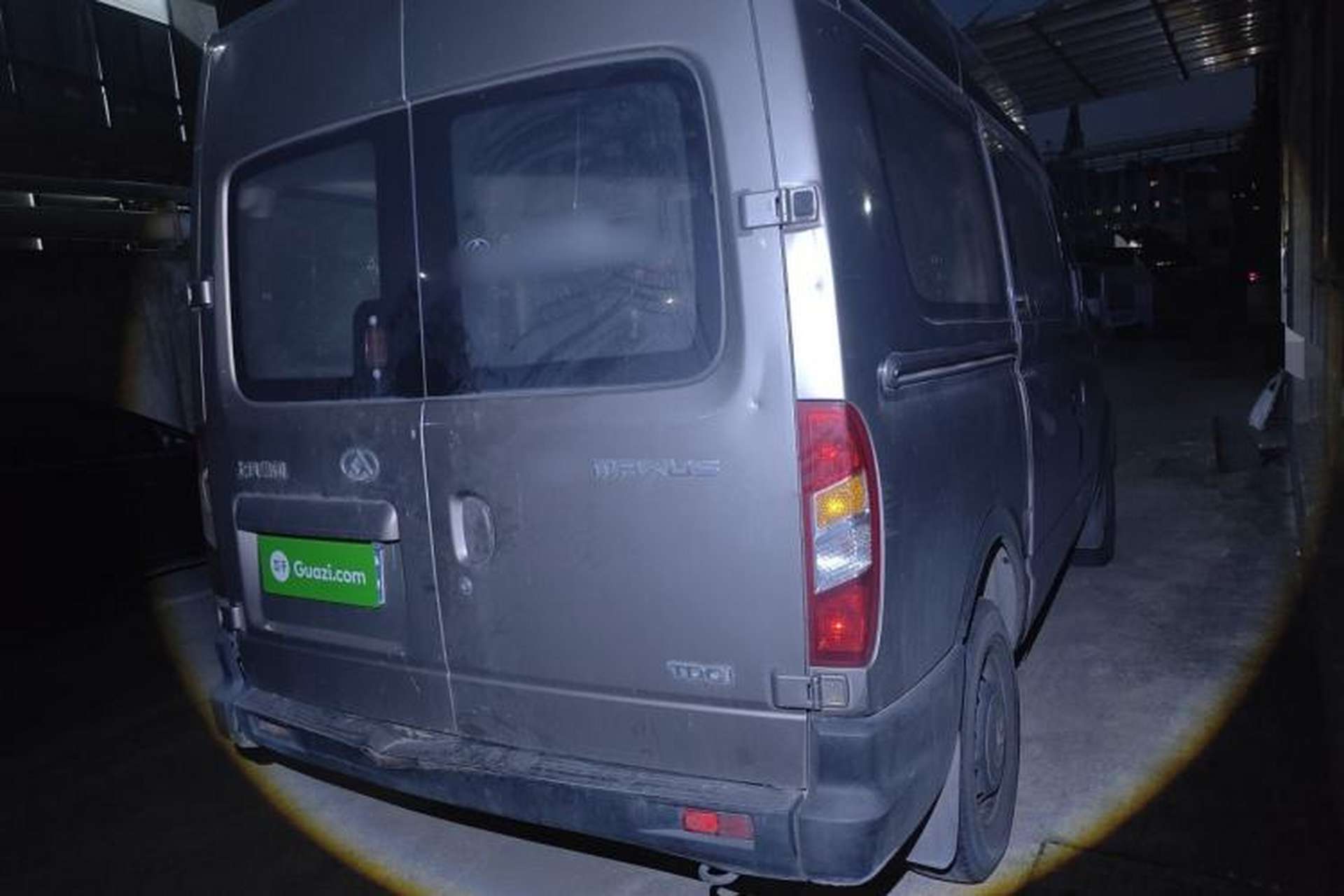 Used SAIC MAXUS Xintu V80 2015 2.5T Manual Aoyuntong Version Short Wheelbase Mid-Roof Rear Right 45 Deg