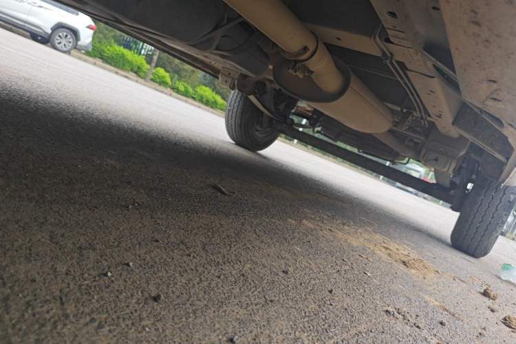 Used SAIC MAXUS Xintu V80  Chassis Front Left