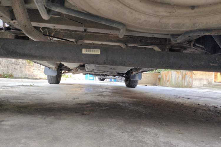 Used SAIC MAXUS Xintu V80  Chassis Rear
