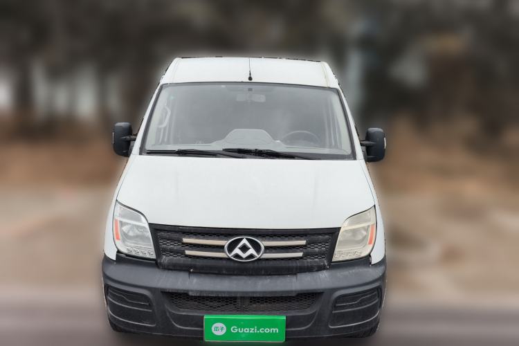 Used SAIC MAXUS Xintu V80 2015 2.5T Manual Aoyuntong Version Short Wheelbase Mid-Roof Front