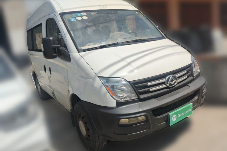 Used SAIC MAXUS Xintu V80 2015 2.5T Manual Aoyuntong Version Short Wheelbase Mid-Roof Front Right 45 Deg