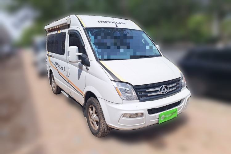 Used SAIC MAXUS Xintu V80  Front Right 45 Deg