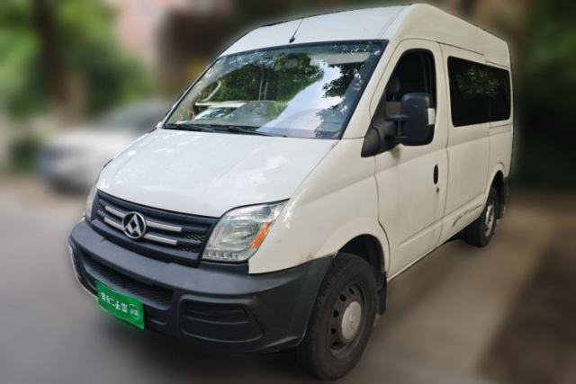 Used SAIC MAXUS Xintu V80 2015 2.5T Manual Zunjie Edition Short Wheelbase Mid-Height Configuration