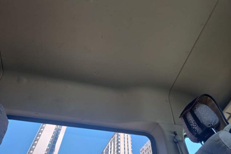 Used SAIC MAXUS Xintu V80 2015 2.5T AMT Aoyuntong Version Long Wheelbase Mid-Roof Headliner