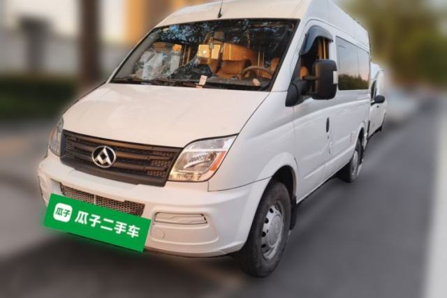 Used SAIC MAXUS Xintu V80 2015 2.5T AMT Aoyuntong Edition Short Wheelbase Mid-Height