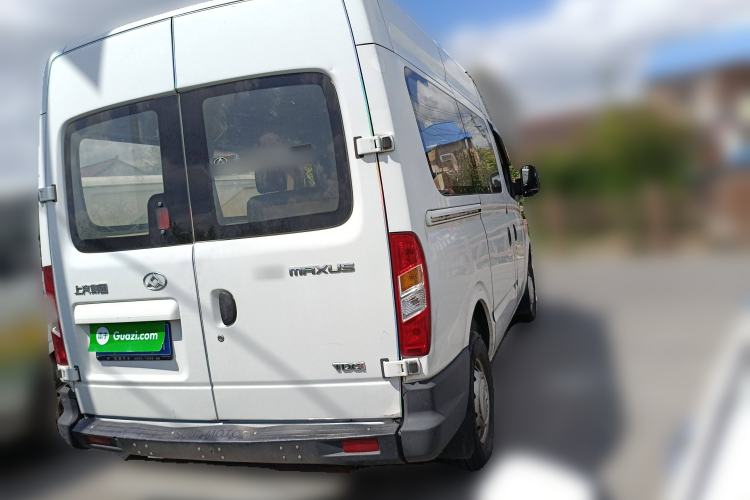 Used SAIC MAXUS Xintu V80 2015 2.5T Manual Aoyuntong Version Short Wheelbase Mid-Roof Rear Right 45 Deg
