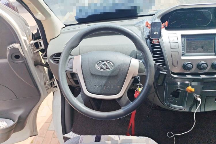 Used SAIC MAXUS Xintu V80  Steering Wheel