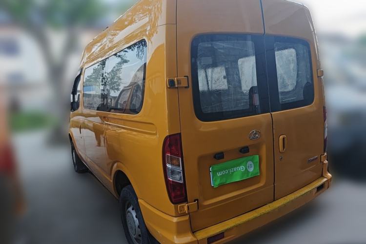 Used SAIC MAXUS Xintu V80 2015 2.5T Manual Aoyuntong Version Short Wheelbase Mid-Roof Rear Left 45 Deg
