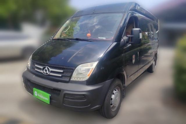 Used SAIC MAXUS Xintu V80 2016 2.5T Manual Aoyuntong National IV Long Wheelbase Mid-Height 7-Seater