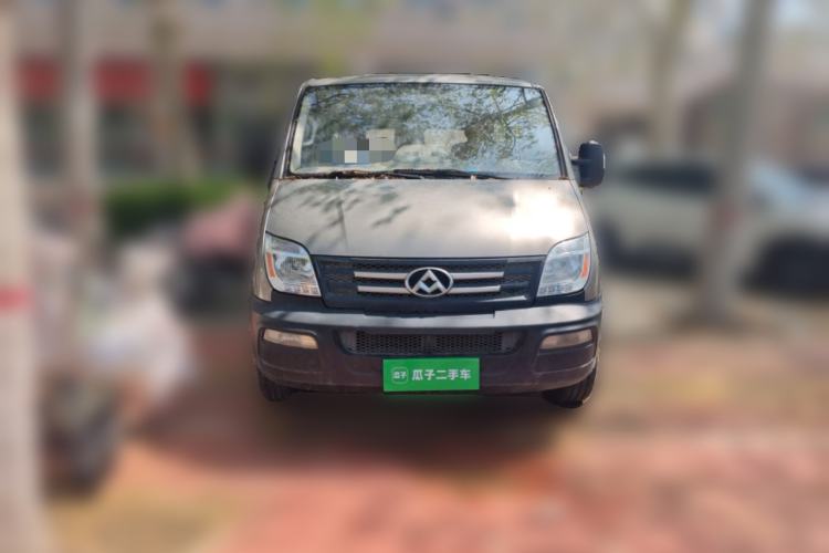 Used SAIC MAXUS Xintu V80 2016 2.5T Manual Aoyuntong National V Short Wheelbase Low-Roof 6-Seater Front