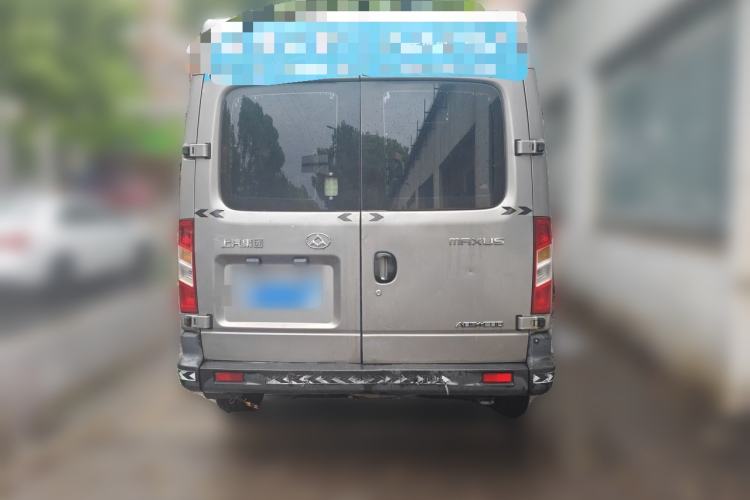 Used SAIC MAXUS Xintu V80 2016 2.5T Manual Aoyuntong National V Short Wheelbase Mid-Roof 6-Seater Rear
