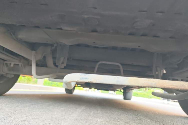 Used SAIC MAXUS Xintu V80  Chassis Rear