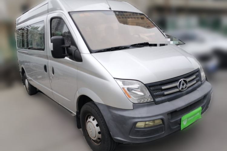 Used SAIC MAXUS Xintu V80 2016 2.5T Manual Shangjie National V Short Wheelbase Low-Roof 9-Seater Front Right 45 Deg