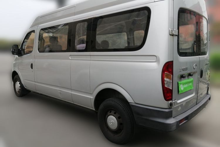 Used SAIC MAXUS Xintu V80 2016 2.5T Manual Shangjie National V Short Wheelbase Low-Roof 9-Seater Rear Left 45 Deg