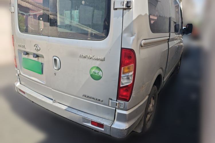 Used SAIC MAXUS Xintu V80 2016 2.5T Manual Aoyuntong National IV Short Wheelbase Mid-Roof 6-Seater Rear Right 45 Deg