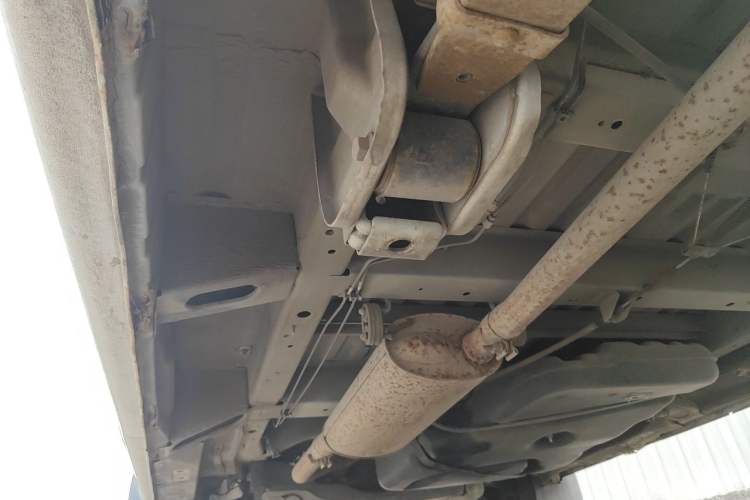 Used SAIC MAXUS Xintu V80  Chassis Rear Left