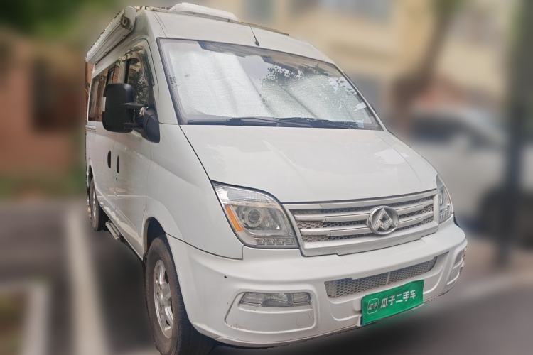 Used SAIC MAXUS Xintu V80  Front Right 45 Deg