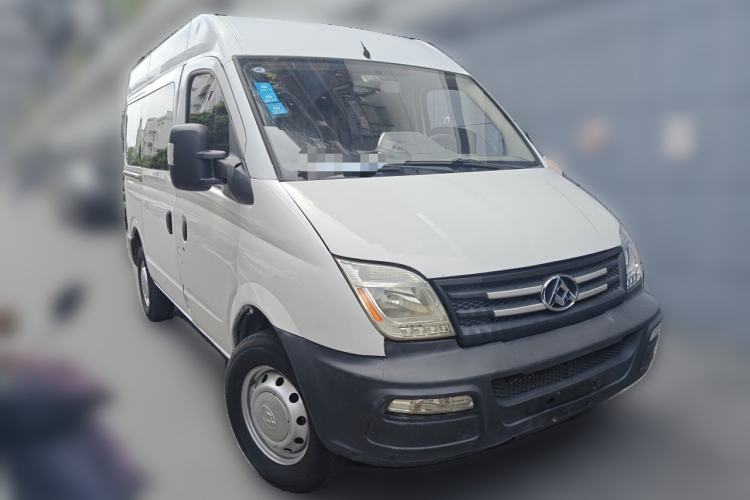 Used SAIC MAXUS Xintu V80 2016 2.5T Manual Aoyuntong National IV Short Wheelbase Mid-Roof 6-Seater Front Right 45 Deg
