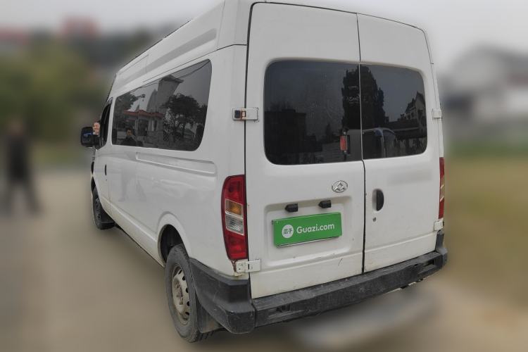 Used SAIC MAXUS Xintu V80 2016 2.5T Manual Aoyuntong National IV Long Wheelbase Mid-Height 7-Seater Rear Left 45 Deg