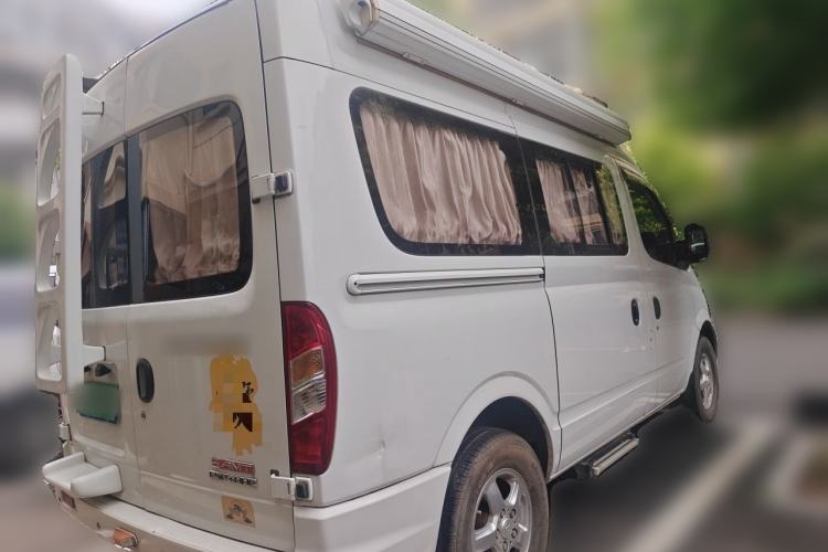 Used SAIC MAXUS Xintu V80  Rear Right 45 Deg