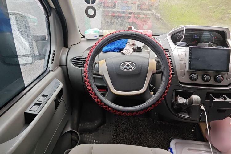 Used SAIC MAXUS Xintu V80 2016 2.5T Manual Aoyuntong National V Long Wheelbase Mid-Height 7-Seater Steering Wheel