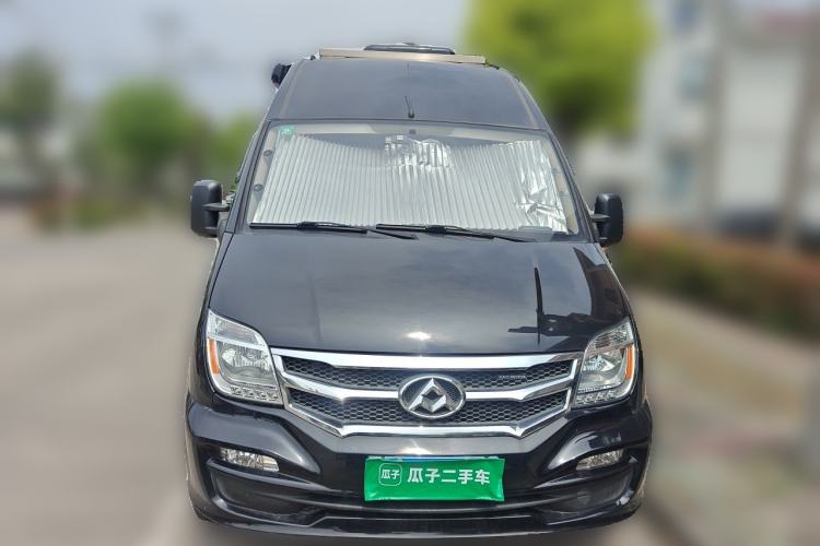 Used SAIC MAXUS Xintu V80 2017 2.5T AMT Zunjie Executive Version China IV Standard Long Wheelbase Mid-Height Roof 6-Seater Front