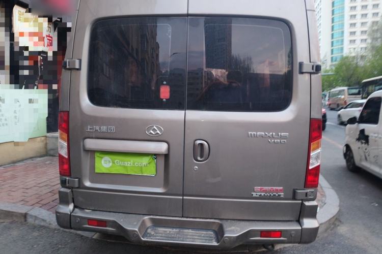 Used SAIC MAXUS Xintu V80 2017 2.5T AMT Aoyuntong China IV Short Wheelbase Mid-Roof 5/6/10-Seater Rear