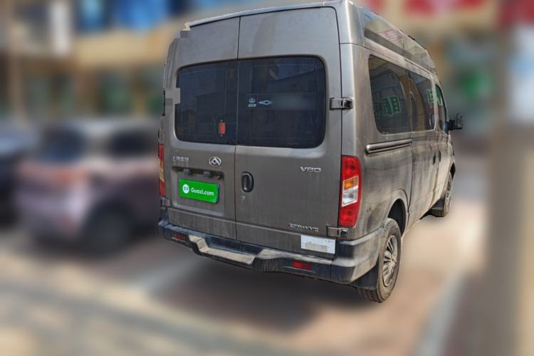 Used SAIC MAXUS Xintu V80 2017 2.5T AMT Aoyuntong National V Short Wheelbase Mid-Roof 5/6/10-Seater Rear Right 45 Deg