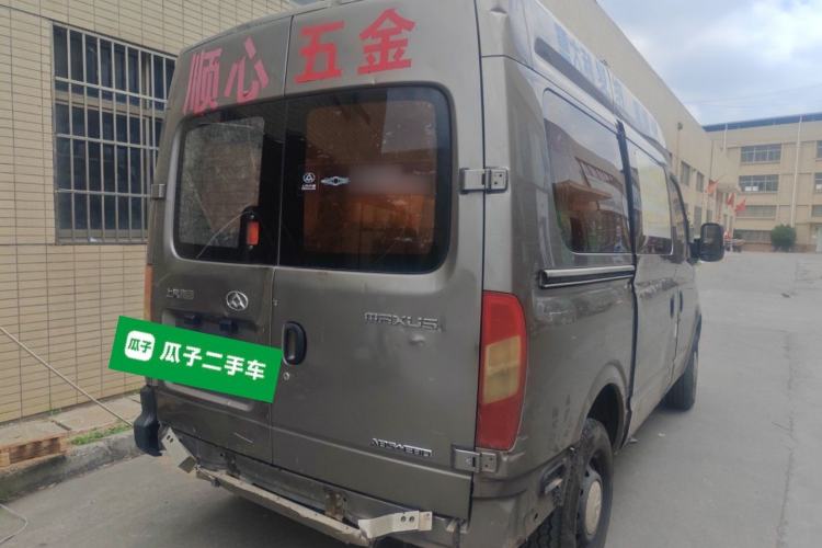 Used SAIC MAXUS Xintu V80 2017 2.5T 5-Speed Manual Aoyuntong National V Short Wheelbase Mid-Roof 5/6/10-Seater Rear Right 45 Deg