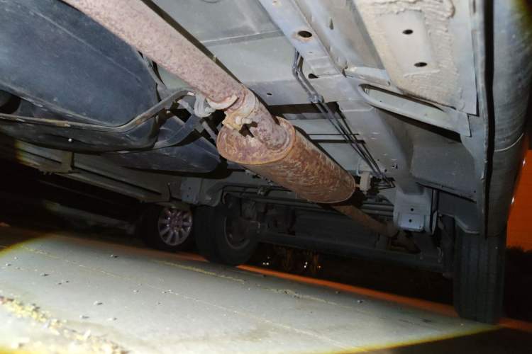 Used SAIC MAXUS Xintu V80  Chassis Front Left