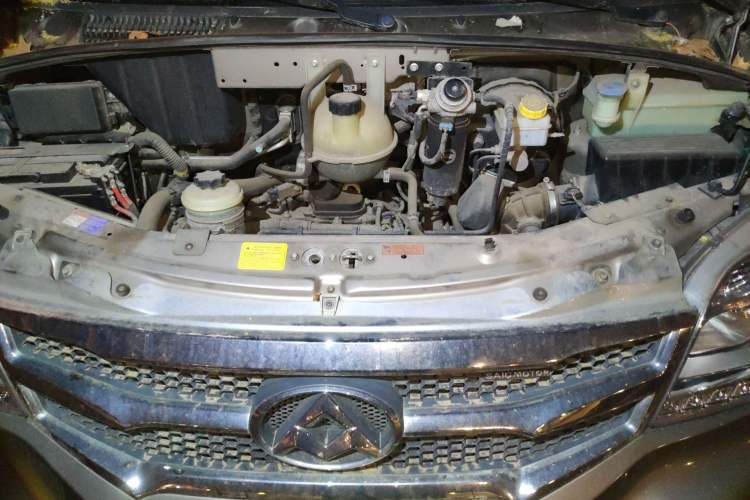 Used SAIC MAXUS Xintu V80  Engine Bay